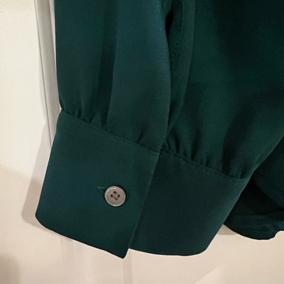 LOFT Emerald Green Women's Blouse - Picture 5 of 7